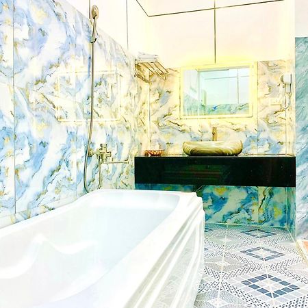 Phong Master Hotel Can Tho Bagian luar foto