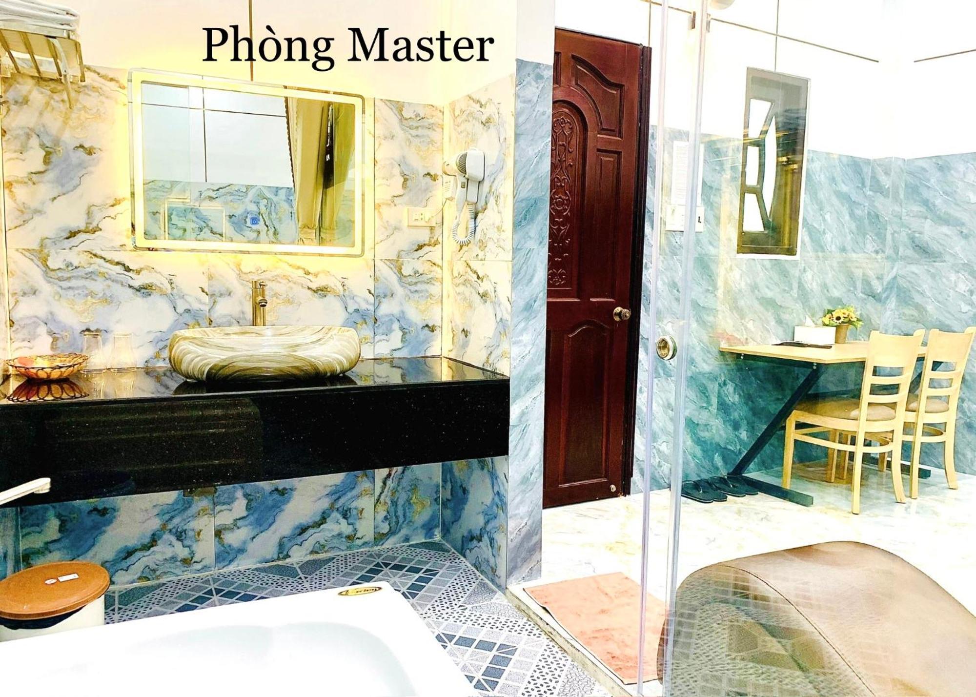 Phong Master Hotel Can Tho Bagian luar foto